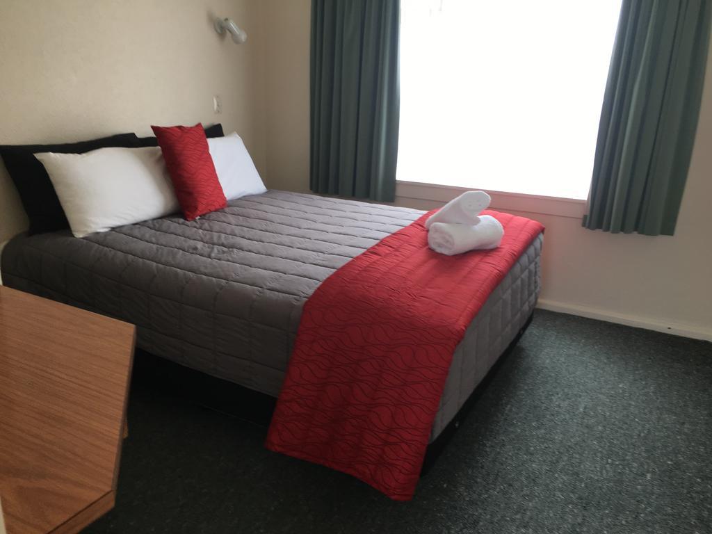 奥玛鲁阿斯科特汽车旅馆 外观 照片